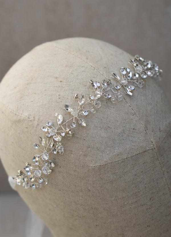 Crystal head jewelry with organza ribbon